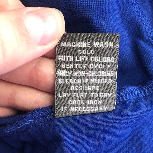 89th & Madison Nordstrom Blue Crochet Blouse Size Medium - Picture 8 of 8